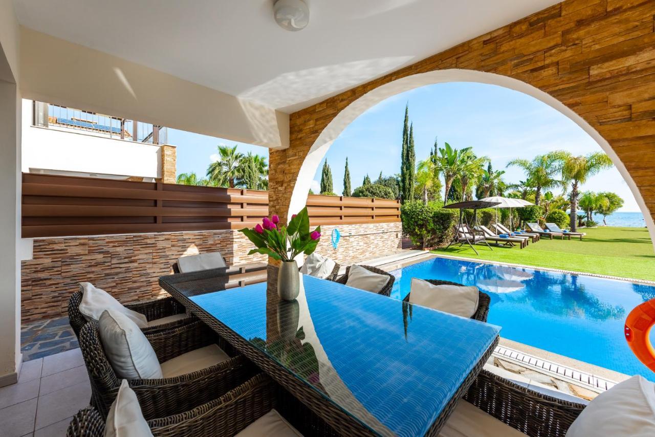 Sea Front Oceanus H2 By Ezoria Villas Ayia Napa Exteriör bild