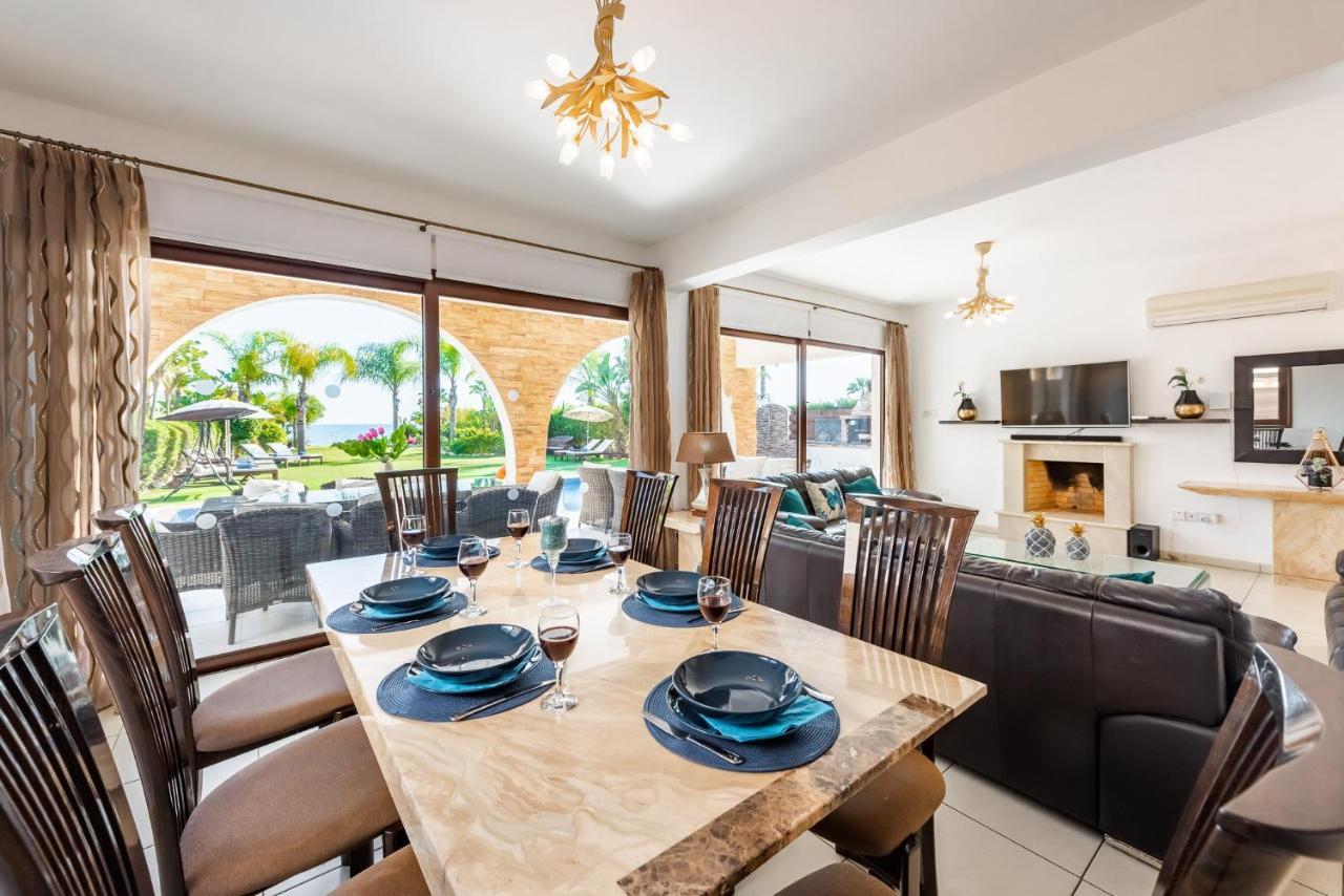 Sea Front Oceanus H2 By Ezoria Villas Ayia Napa Exteriör bild